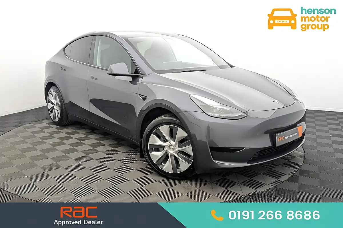 Used 2023 Tesla Model Y Grey - Front View