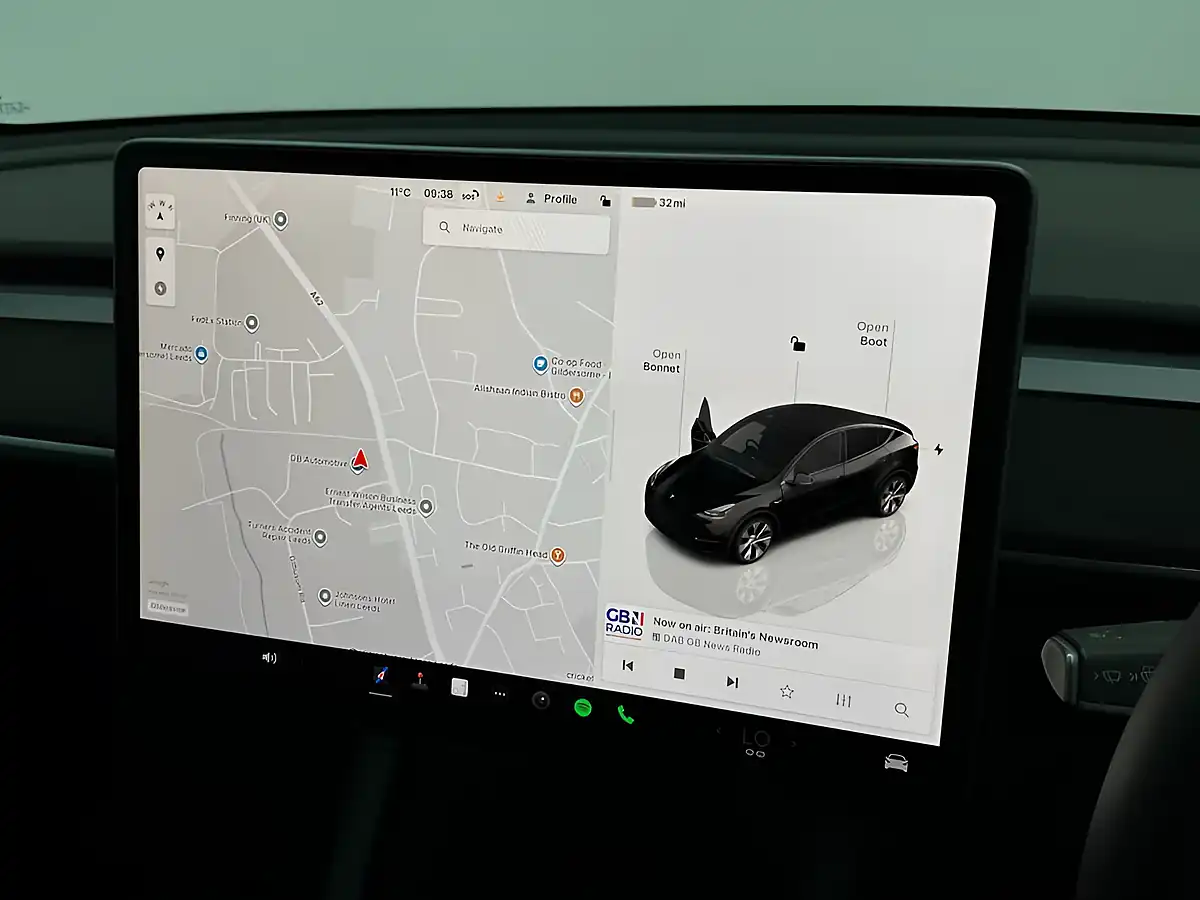 Used 2023 Tesla Model Y Long Range Black - Interior and Exterior details 15