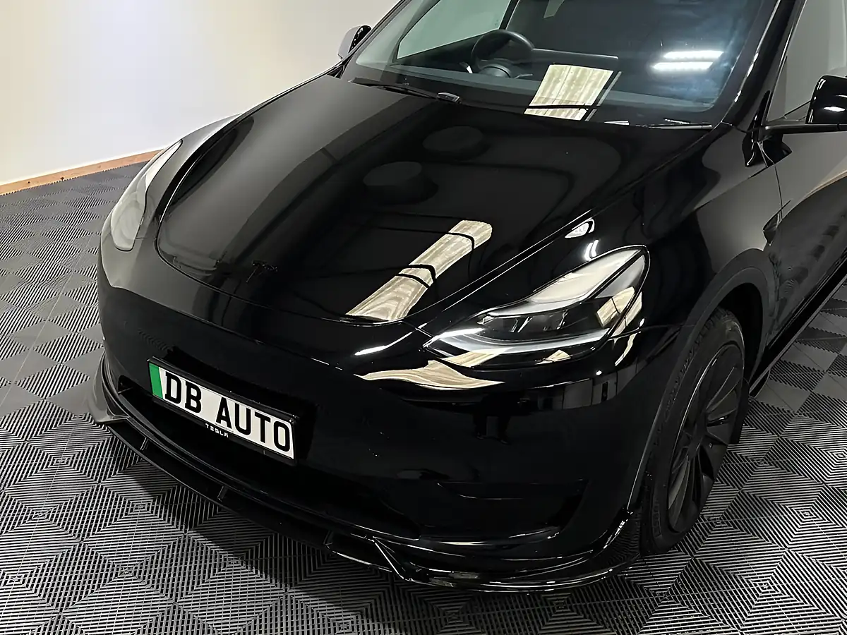 Used 2023 Tesla Model Y Long Range Black - Interior and Exterior details 5