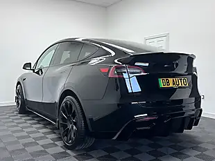 Used 2023 Tesla Model Y Long Range Black - Interior and Exterior details 13
