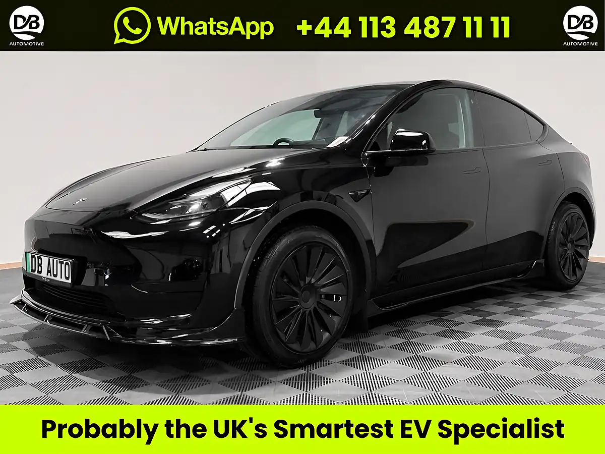 Used 2023 Tesla Model Y Long Range Black - Front View