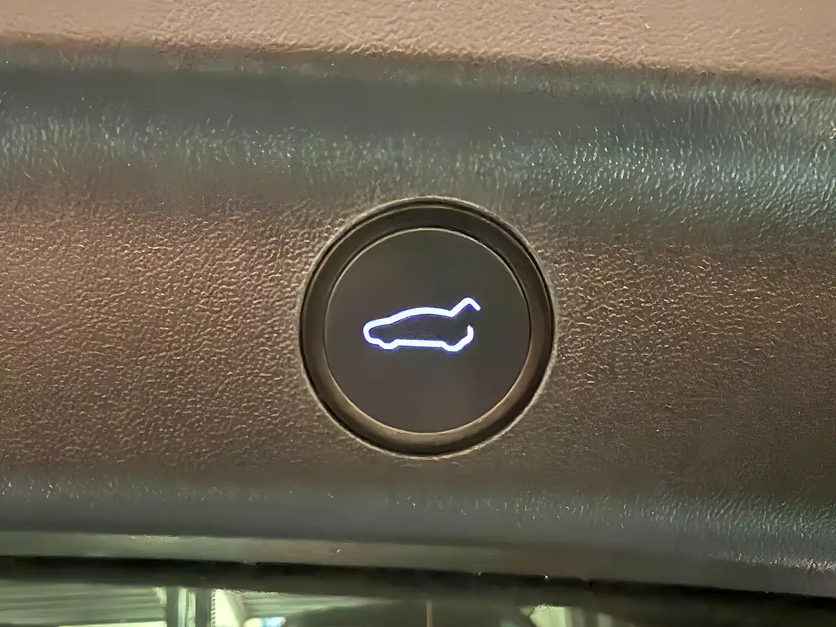 Used 2023 Tesla Model Y Long Range Black - Interior and Exterior details 13