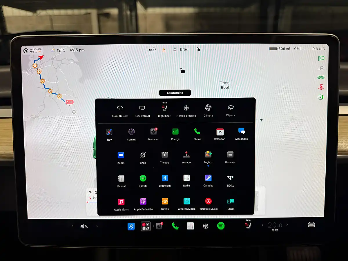 Used 2023 Tesla Model Y Long Range Black - Interior and Exterior details 19