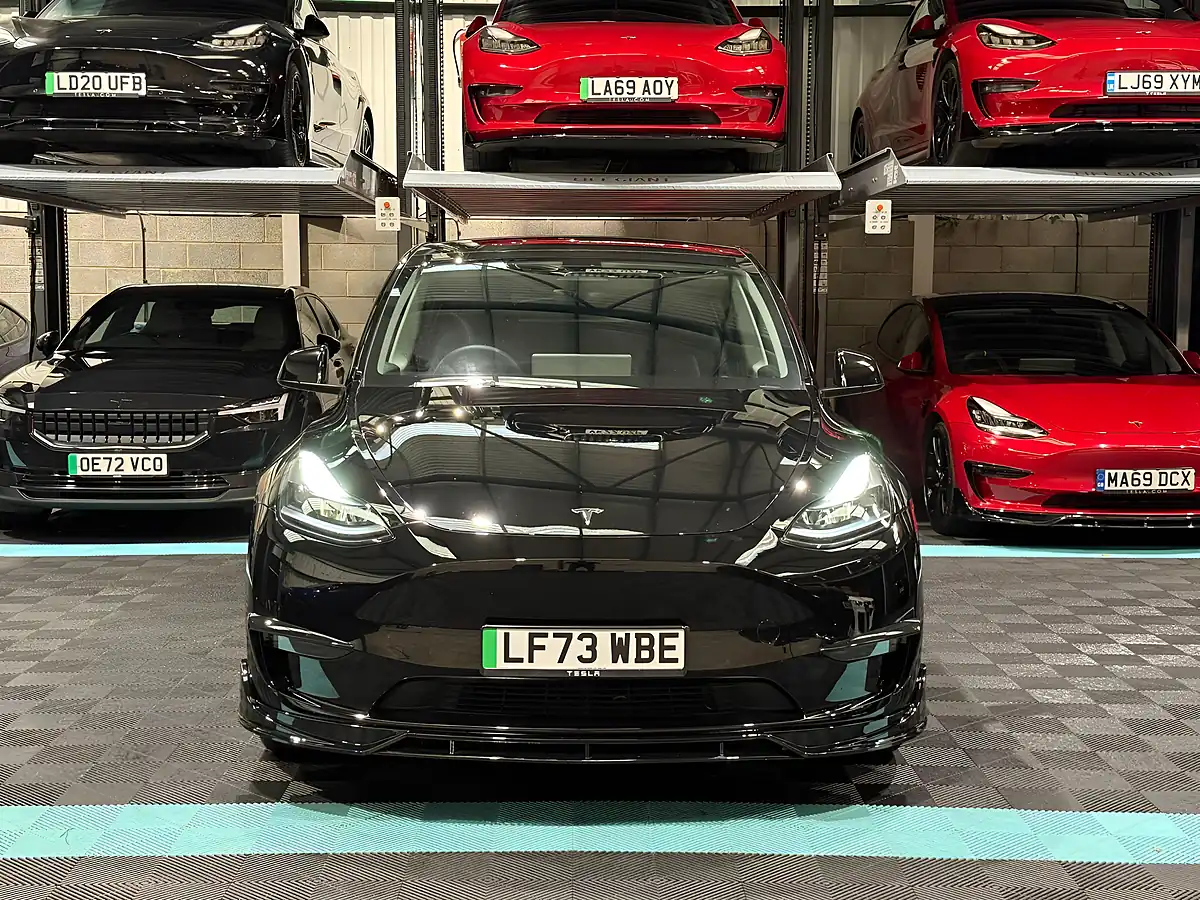Used 2023 Tesla Model Y Long Range Black - Interior and Exterior details 4