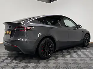 Used 2023 Tesla Model Y Long Range Grey - Interior and Exterior details 4