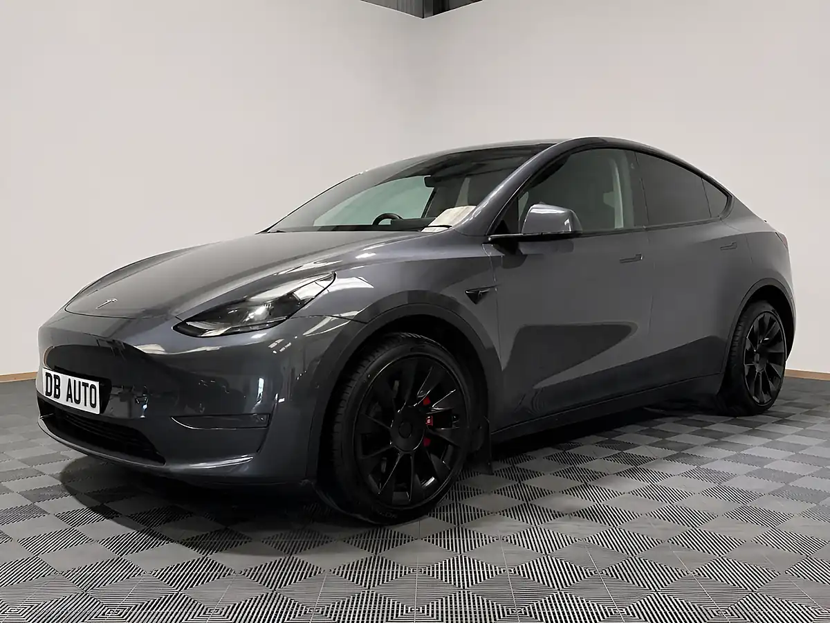 Used 2023 Tesla Model Y Long Range Grey - Interior and Exterior details 5