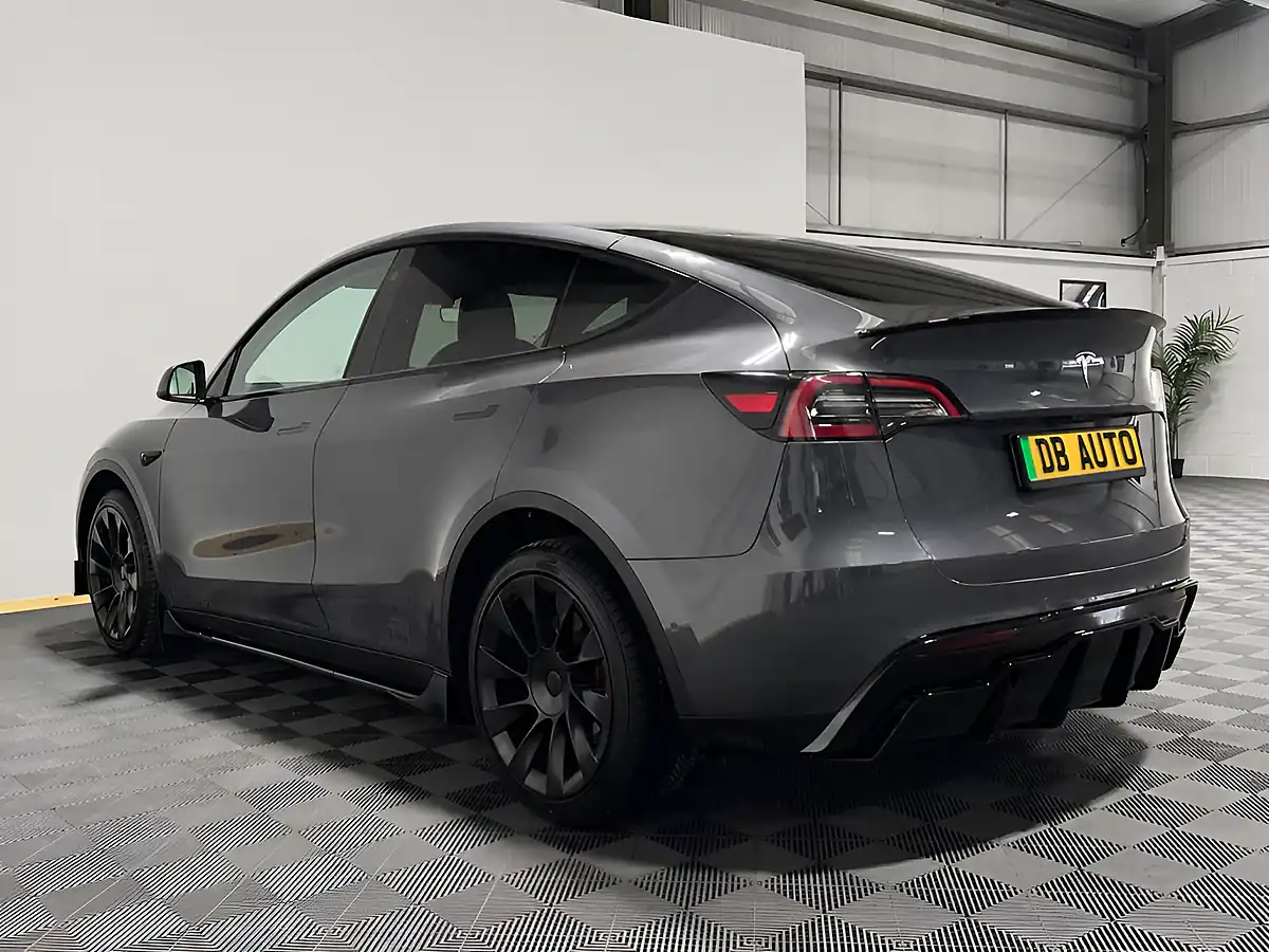 Used 2023 Tesla Model Y Long Range Grey - Interior and Exterior details 9