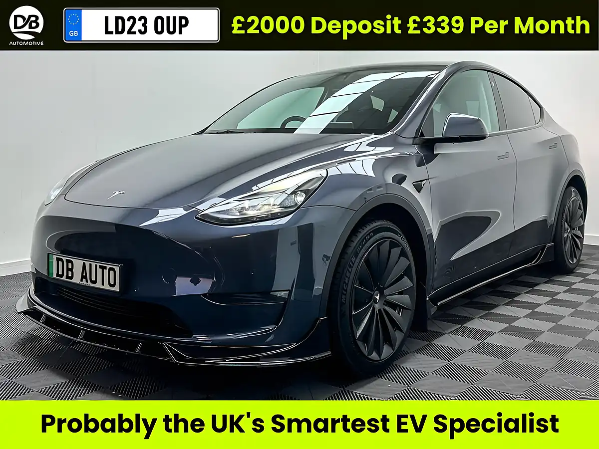 Used 2023 Tesla Model Y Long Range Grey - Front View
