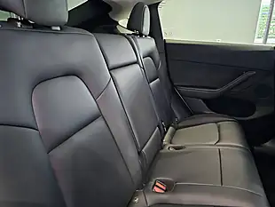 Used 2023 Tesla Model Y Long Range White - Interior and Exterior details 17
