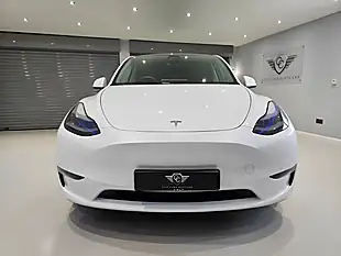 Used 2023 Tesla Model Y Long Range White - Interior and Exterior details 2