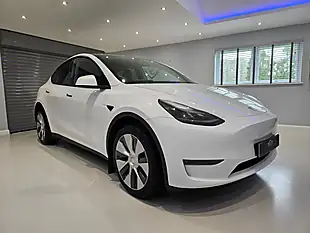 Used 2023 Tesla Model Y Long Range White - Interior and Exterior details 3