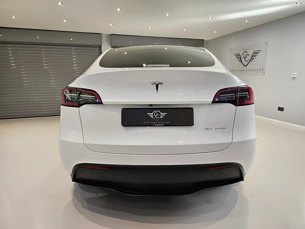Used 2023 Tesla Model Y Long Range White - Interior and Exterior details 5