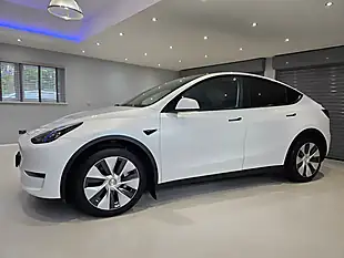 Used 2023 Tesla Model Y Long Range White - Interior and Exterior details 7