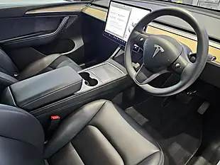 Used 2023 Tesla Model Y Long Range White - Interior and Exterior details 9