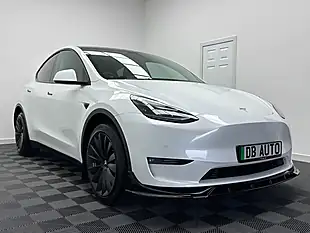 Used 2023 Tesla Model Y Long Range White - Interior and Exterior details 8