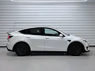Used 2023 Tesla Model Y Long Range White - Interior and Exterior details 12