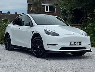 Used 2023 Tesla Model Y Long Range White - Interior and Exterior details 10