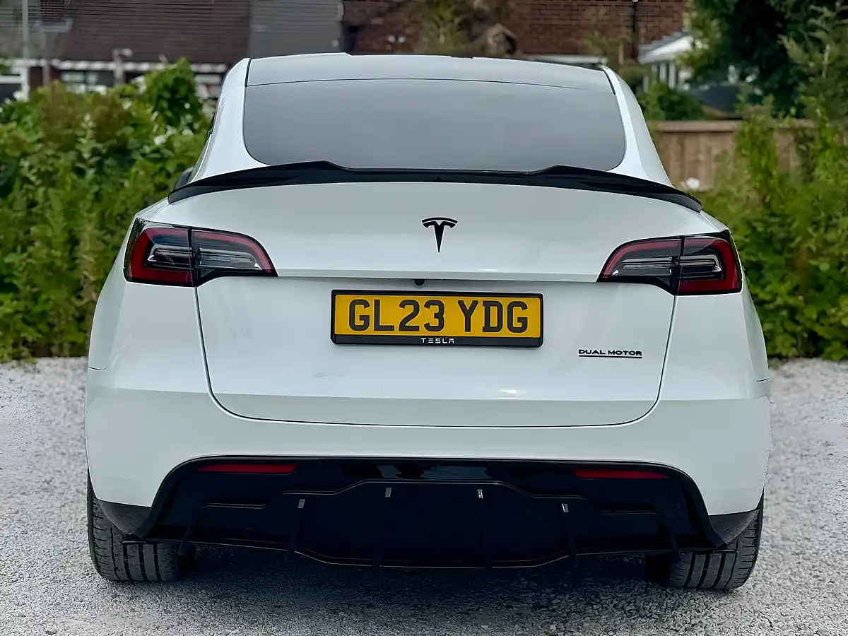Used 2023 Tesla Model Y Long Range White - Interior and Exterior details 8