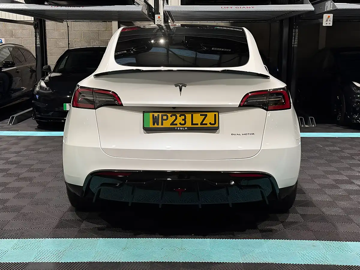 Used 2023 Tesla Model Y Long Range White - Interior and Exterior details 8