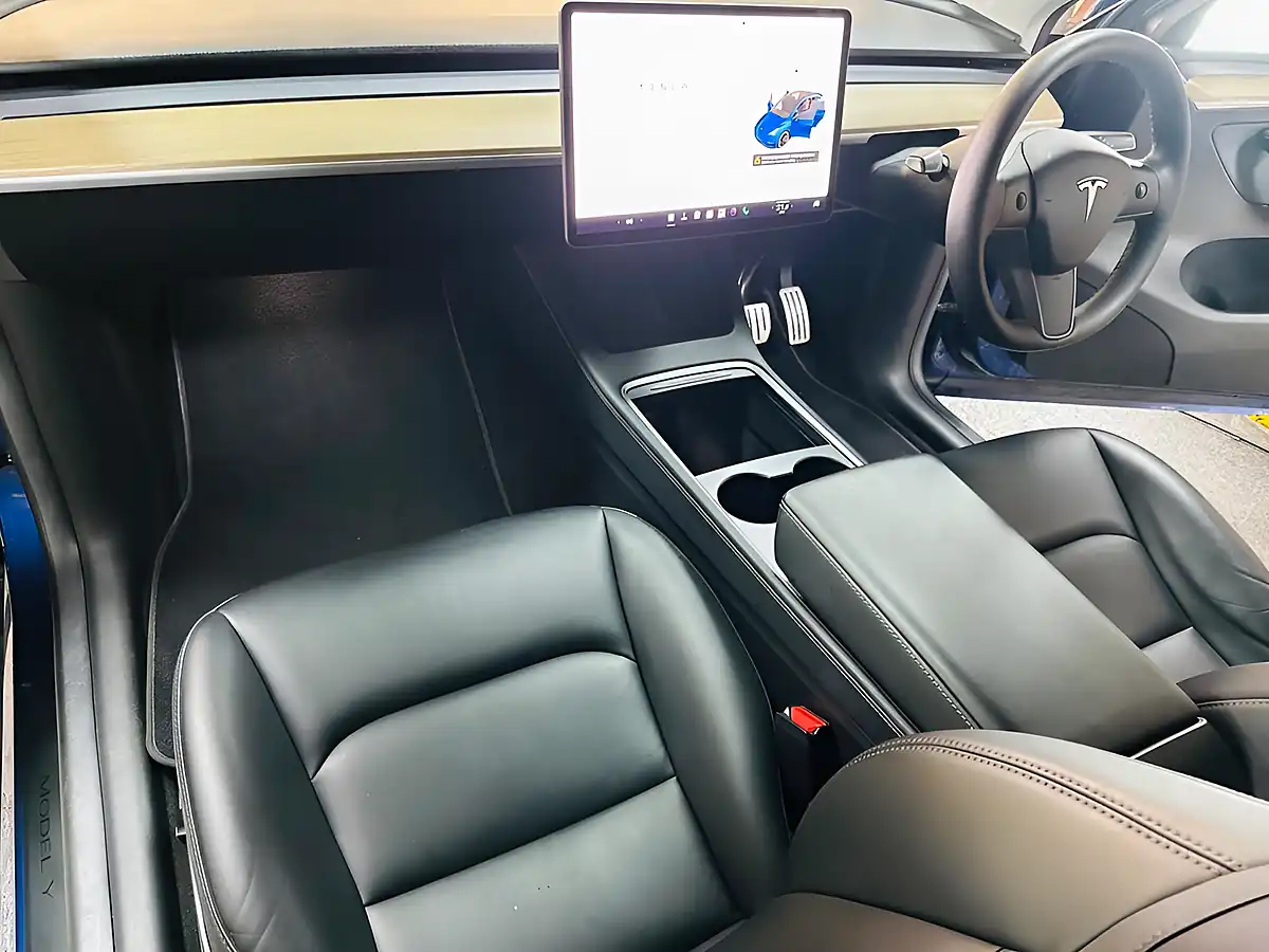 Used 2023 Tesla Model Y Performance Deep Blue - Interior and Exterior details 6