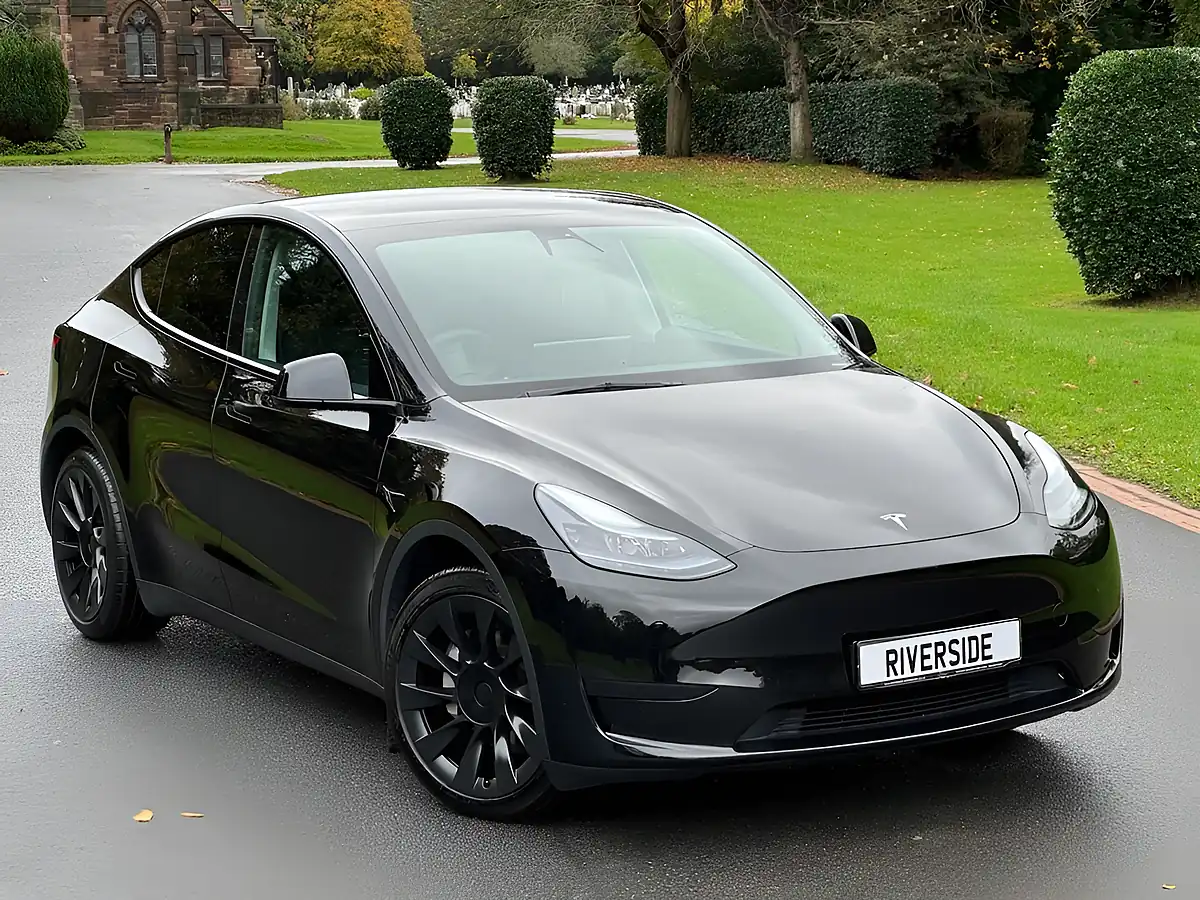 Used 2023 Tesla Model Y RWD Black - Interior and Exterior details 4