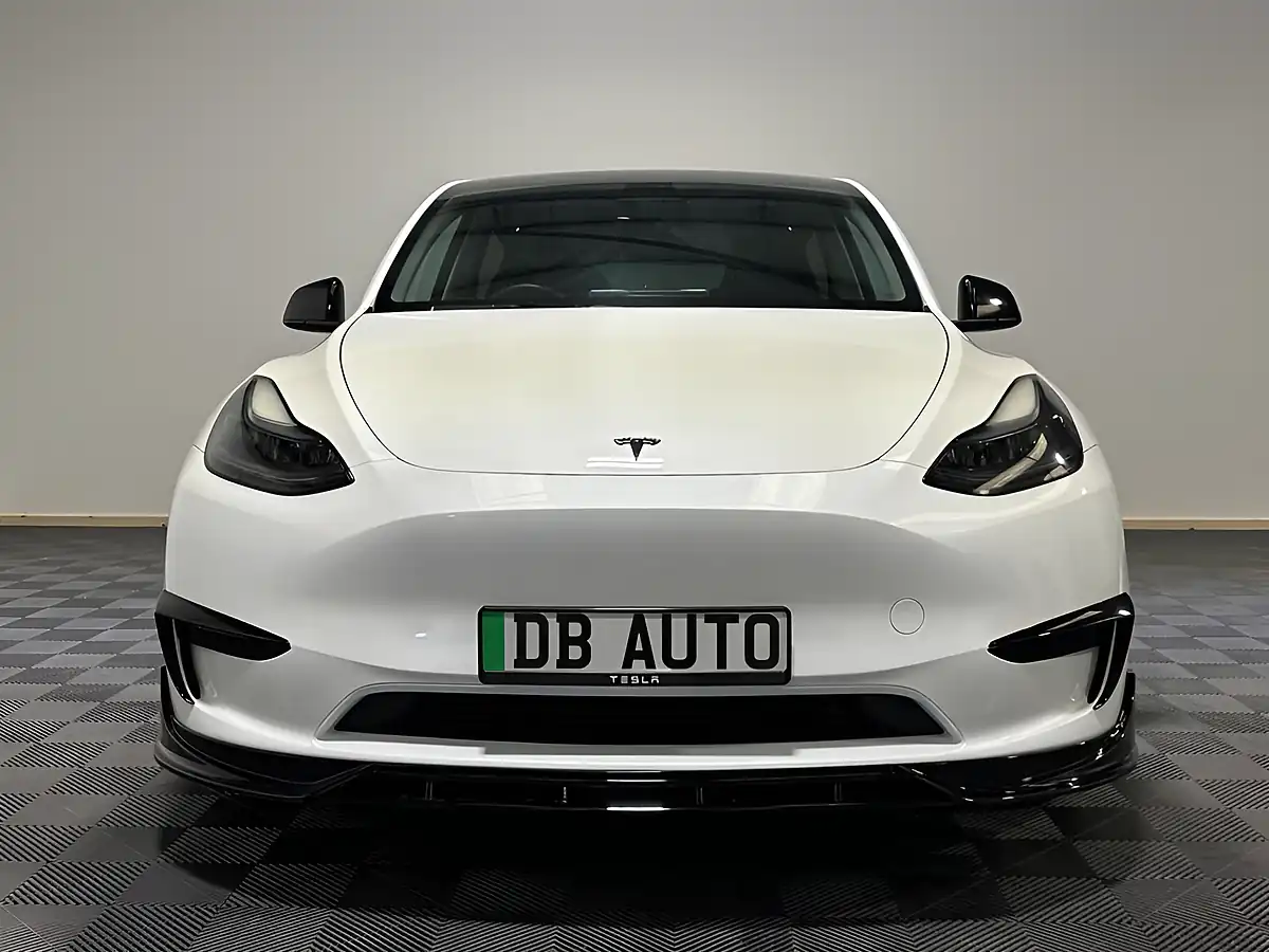 Used 2023 Tesla Model Y SUV 5dr White - Interior and Exterior details 15