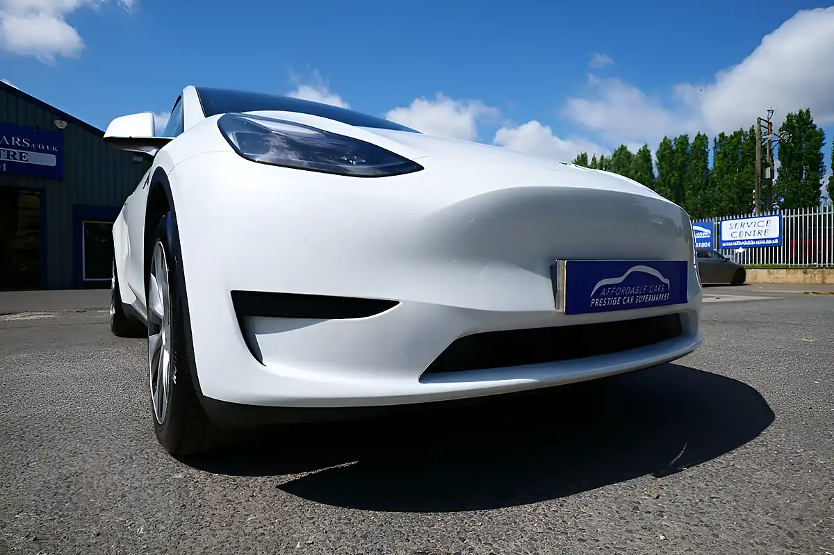 Used 2023 Tesla Model Y SUV 5dr White - Interior and Exterior details 16