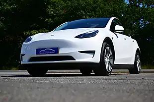 Used 2023 Tesla Model Y SUV 5dr White - Interior and Exterior details 6