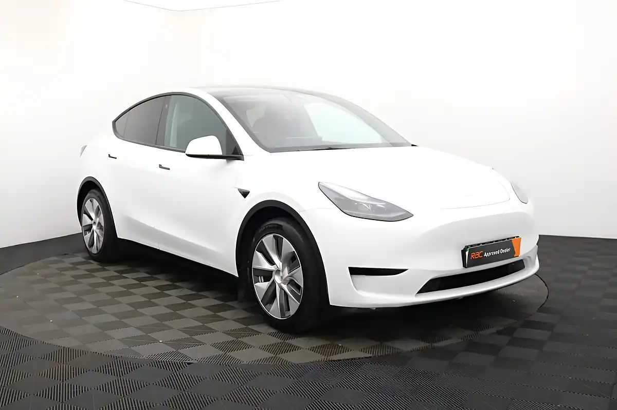 Used 2023 Tesla Model Y SUV 5dr White - Interior and Exterior details 8