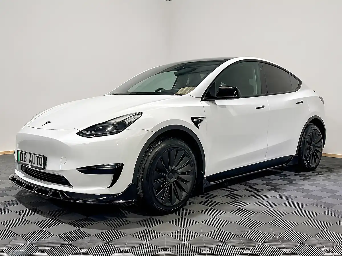Used 2023 Tesla Model Y SUV White - Interior and Exterior details 7