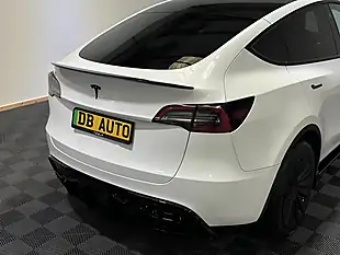 Used 2023 Tesla Model Y SUV White - Interior and Exterior details 8