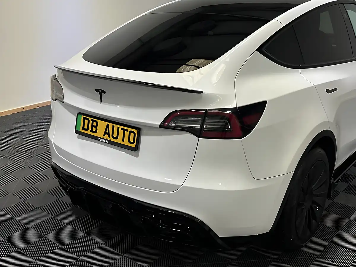 Used 2023 Tesla Model Y SUV White - Interior and Exterior details 8