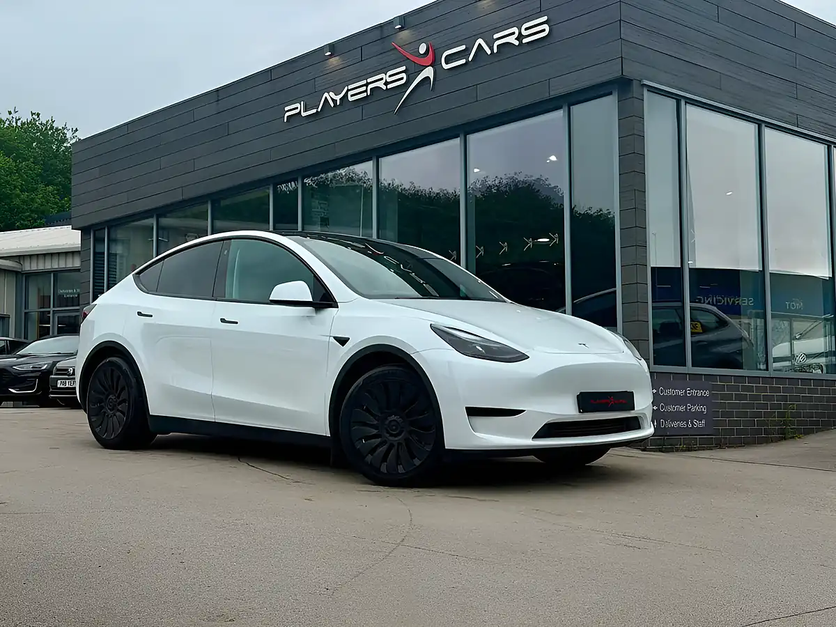 Used 2023 Tesla Model Y White - Interior and Exterior details 2