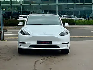 Used 2023 Tesla Model Y White - Interior and Exterior details 7