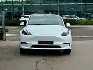 Used 2023 Tesla Model Y White - Interior and Exterior details 9