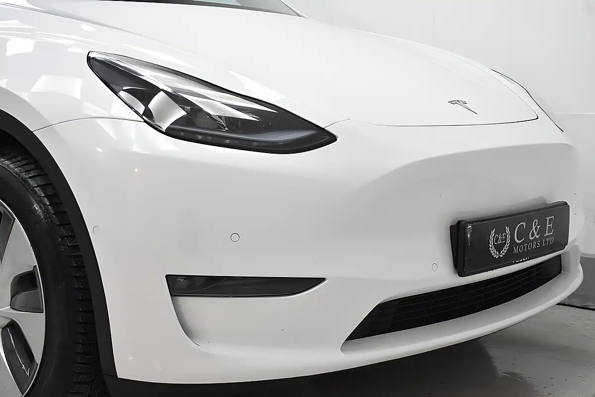 Used 2023 Tesla Model Y White - Interior and Exterior details 11