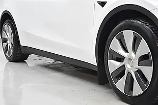 Used 2023 Tesla Model Y White - Interior and Exterior details 12