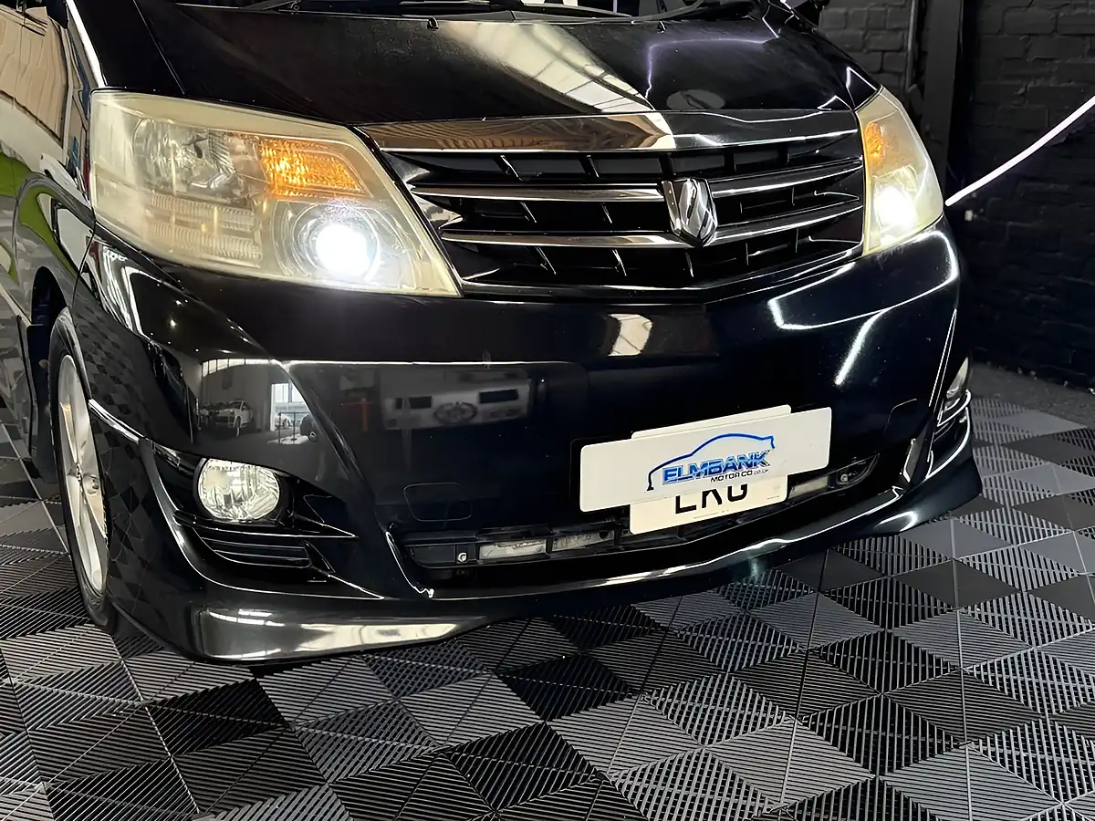 Used 2023 Toyota Alphard Black - Interior and Exterior details 19