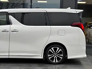 Used 2023 Toyota Alphard S C Package White - Interior and Exterior details 12