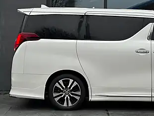Used 2023 Toyota Alphard S C Package White - Interior and Exterior details 6