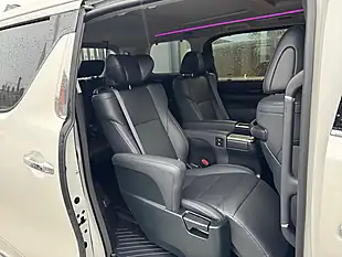Used 2023 Toyota Alphard S C Package White - Interior and Exterior details 18
