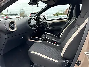 Used 2023 Toyota Aygo X Edge Beige - Interior and Exterior details 13