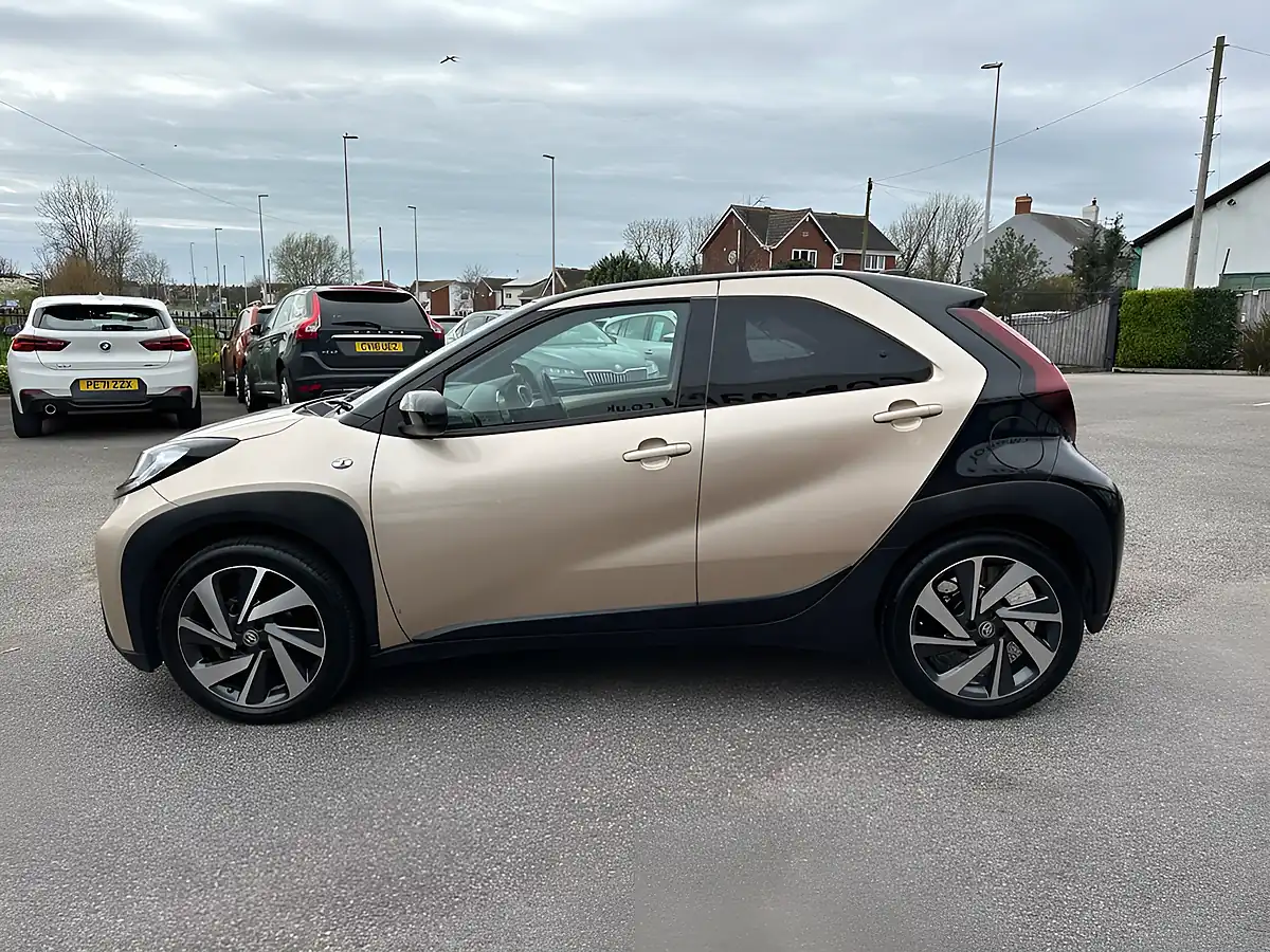 Used 2023 Toyota Aygo X Edge Beige - Interior and Exterior details 3