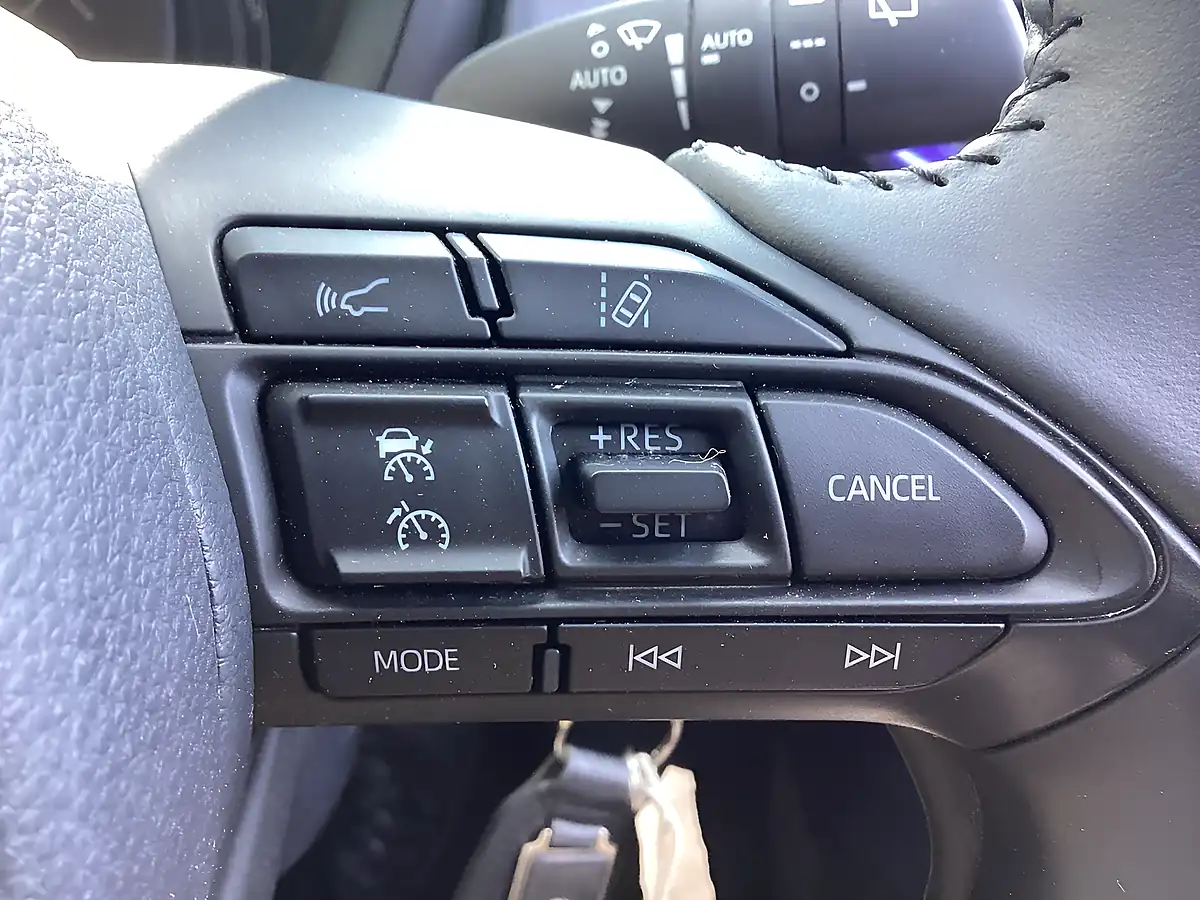 Used 2023 Toyota Aygo X Edge Blue - Interior and Exterior details 13
