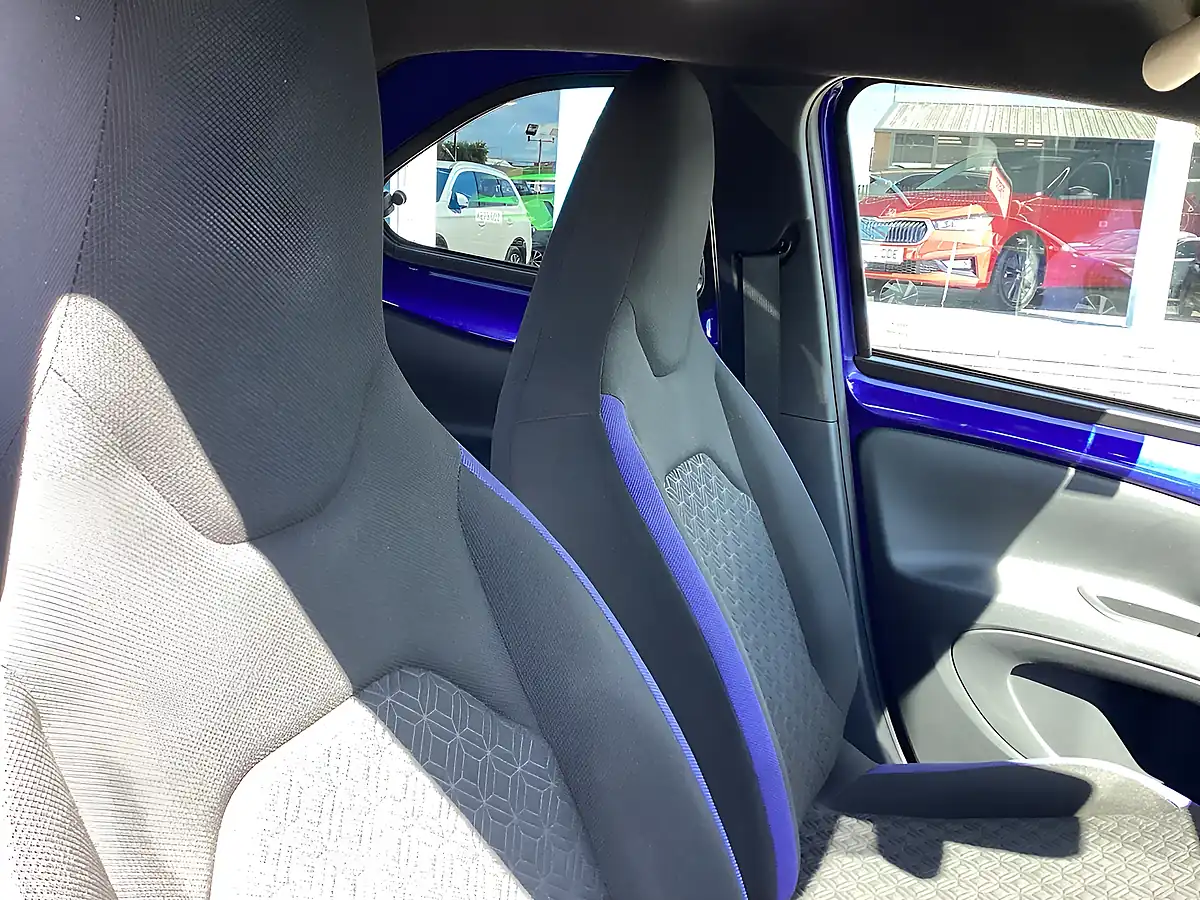 Used 2023 Toyota Aygo X Edge Blue - Interior and Exterior details 6