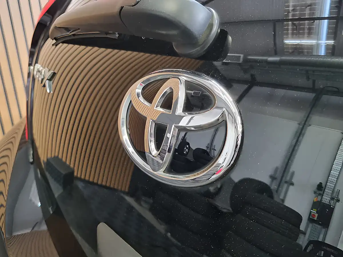 Used 2023 Toyota Aygo X Exclusive Ginger Beige Metallic - Interior and Exterior details 12