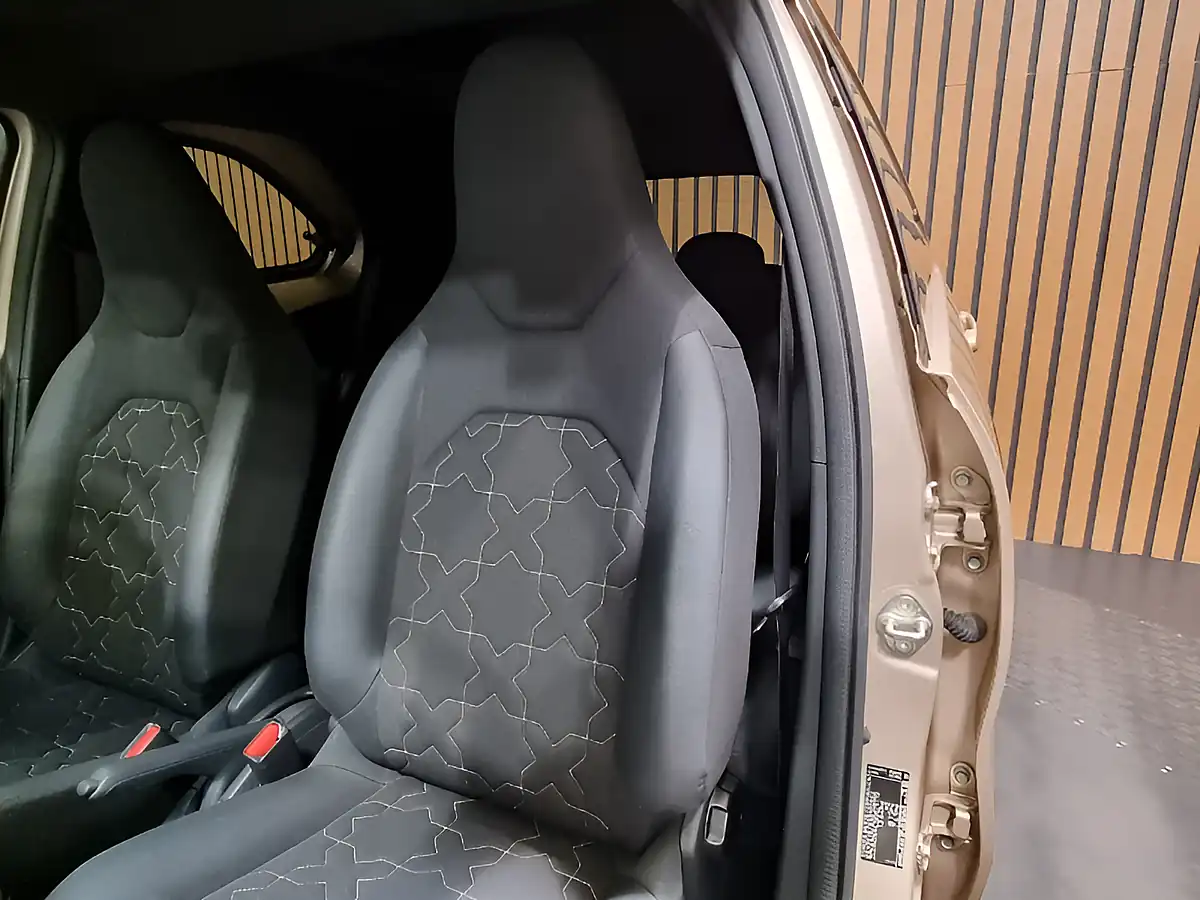 Used 2023 Toyota Aygo X Exclusive Ginger Beige Metallic - Interior and Exterior details 20