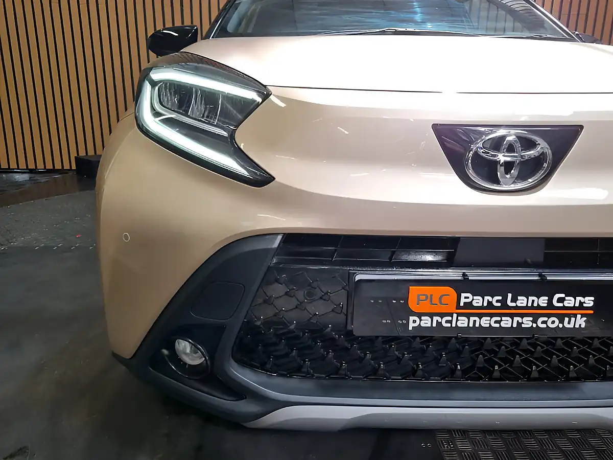 Used 2023 Toyota Aygo X Exclusive Ginger Beige Metallic - Interior and Exterior details 7