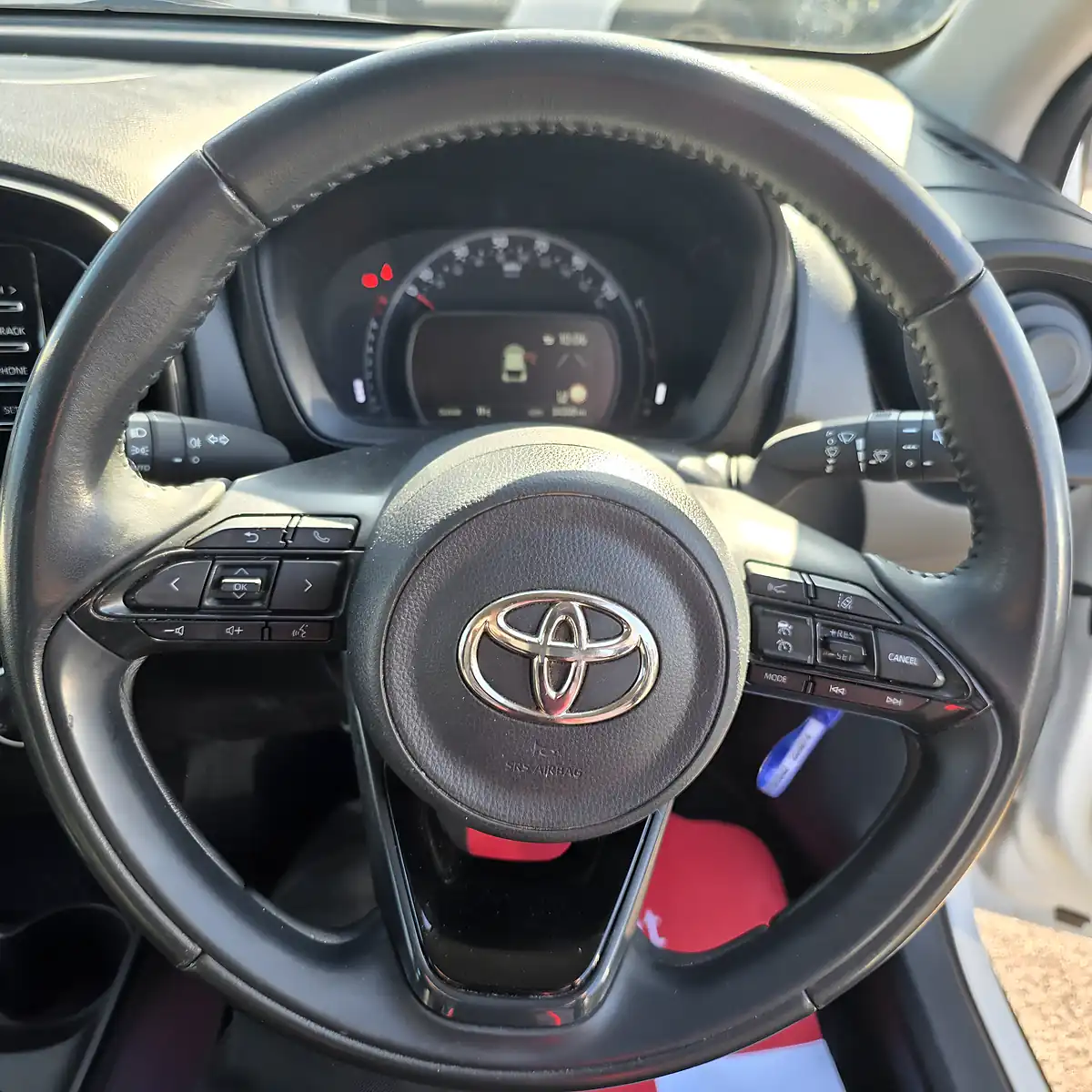 Used 2023 Toyota Aygo X Pure Edition Pure White - Interior and Exterior details 14