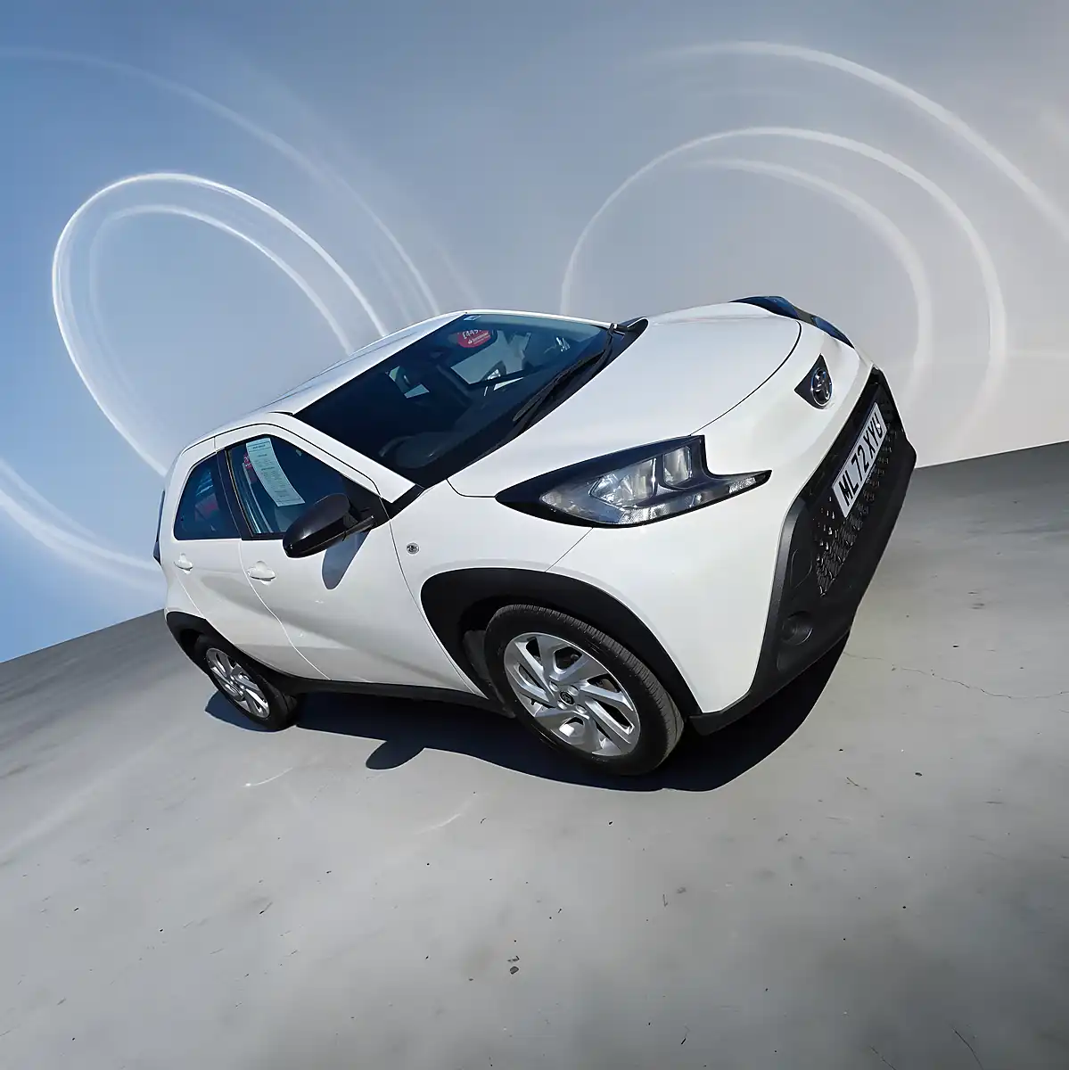 Used 2023 Toyota Aygo X Pure Edition Pure White - Interior and Exterior details 6
